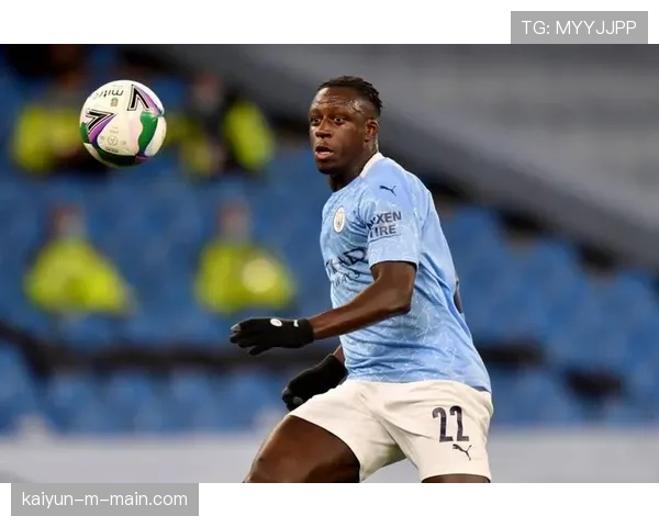 格里马尔多评分7.66勒沃库森独苗 左后卫进攻能力突出 格里马尔多评分7.66勒沃库森独苗 左后卫进攻能力突出